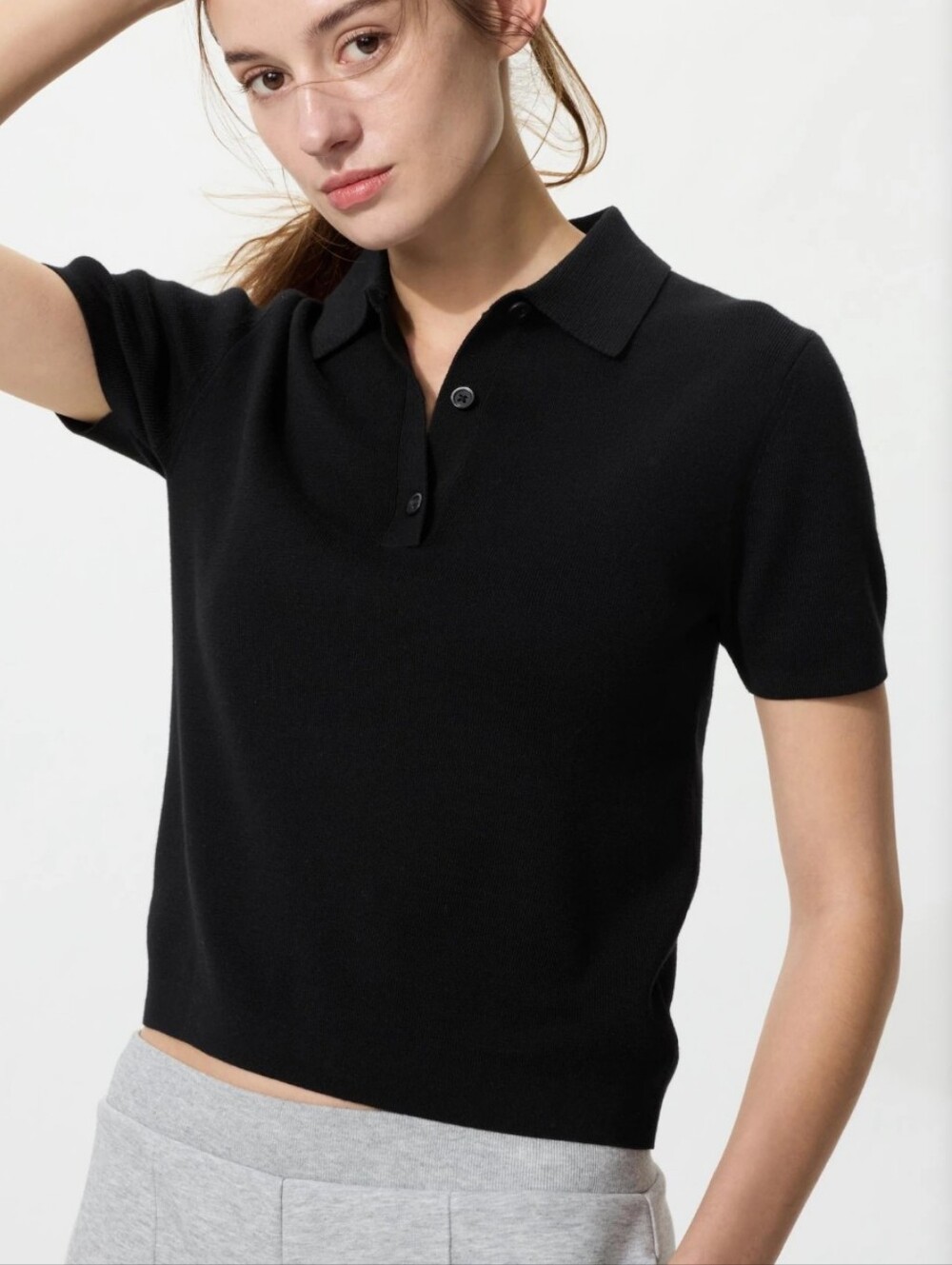Uniqlo Polo Short Sleeve Black Sweater